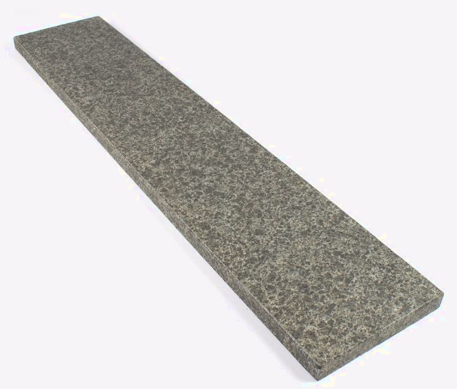 Basalt vijverrand 3x20x100 2x gez. 2x gevl.
